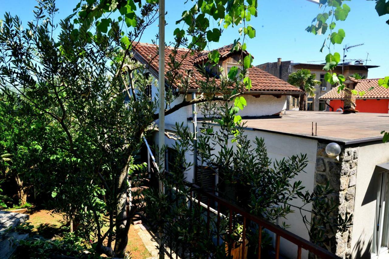 Apartment Bonbon