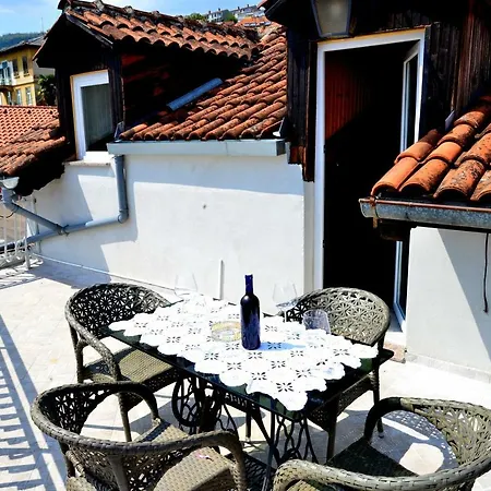 Bonbon Appartement Opatija Buitenkant foto